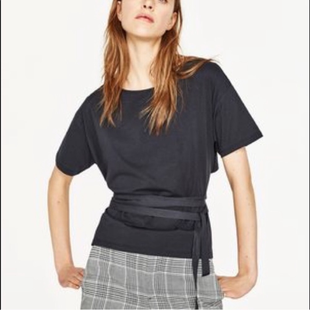 Zara T-Shirt - Picture 1 of 7